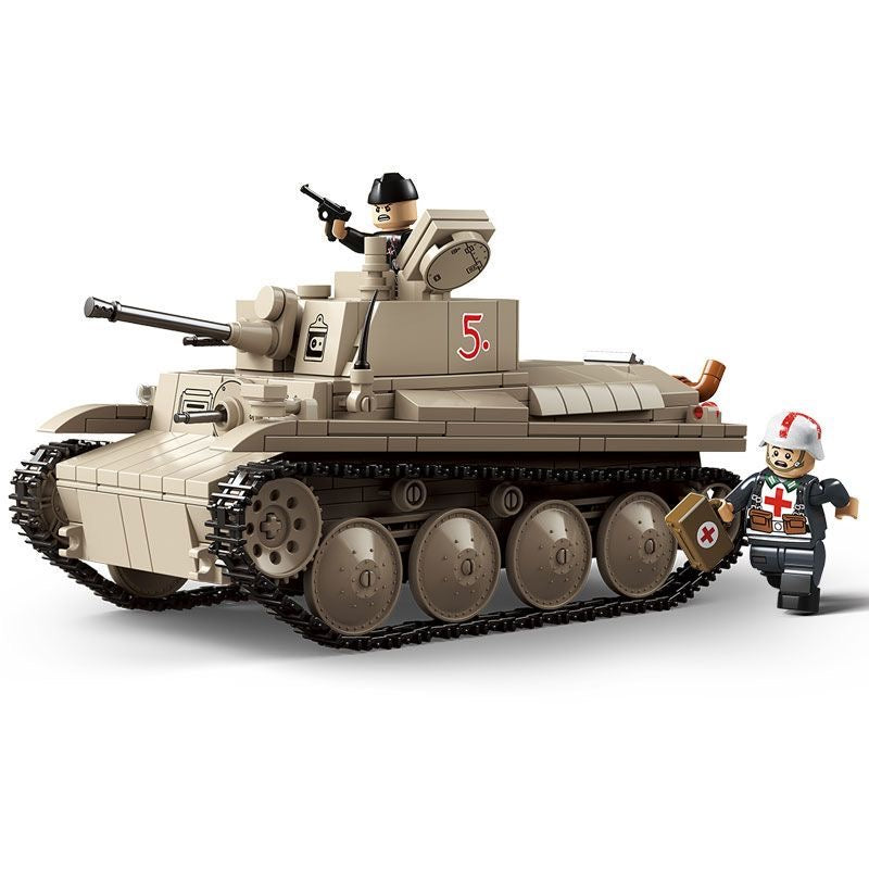 WWII 38(T)F Type Light Tank Military Building Block Model